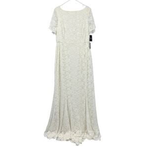 NEW Torrid Ever After Ivory Lace Gown Wedding Dress Women's Size 18